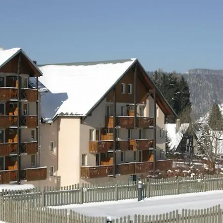 Cosy 4 Pers - Proche Village Avec Balcon Et Commodites - Fr-1-689-77 Apartment
