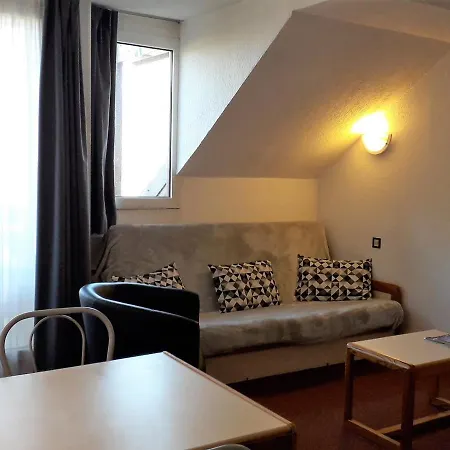 Cosy 4 Pers - Proche Village Avec Balcon Et Commodites - Fr-1-689-77 * Villard-de-Lans