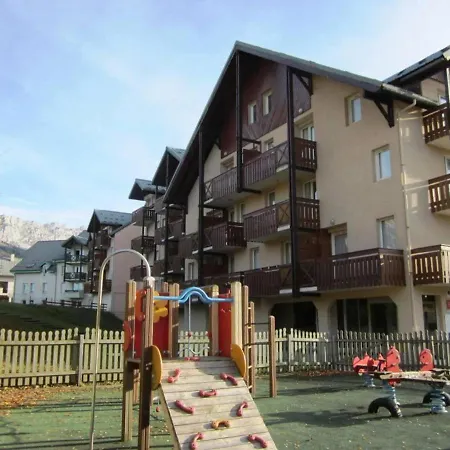 Appartement Cosy 4 Pers - Proche Village Avec Balcon Et Commodites - Fr-1-689-77 *